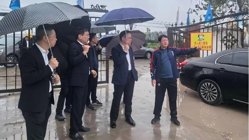 史法勇同志帶隊(duì)調(diào)研重點(diǎn)項(xiàng)目保障工作